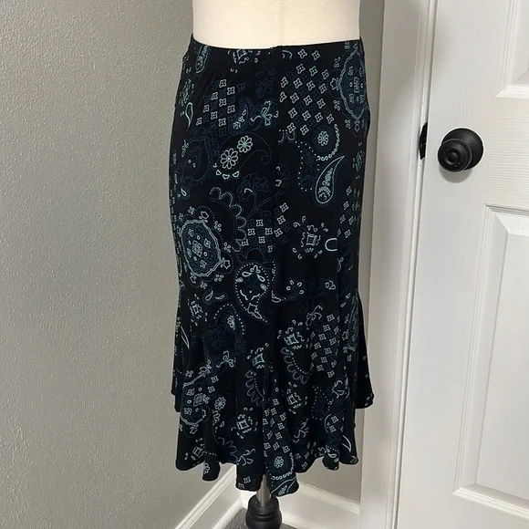 Briggs New York Petite Casual Fit & Flare Knee Length Skirt - Picture 4 of 13